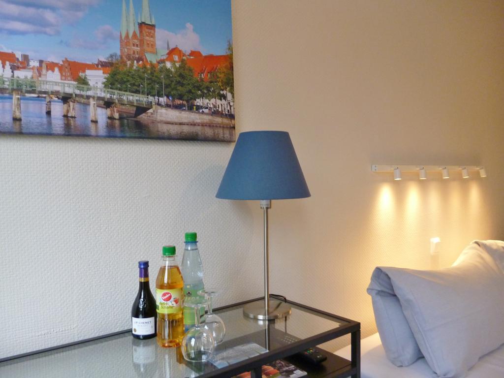 Hotel Am Muehlenteich Любек Экстерьер фото