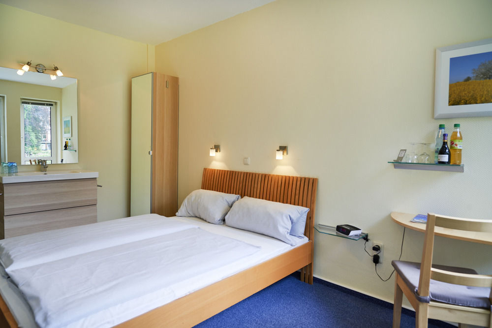 Hotel Am Muehlenteich Любек Экстерьер фото
