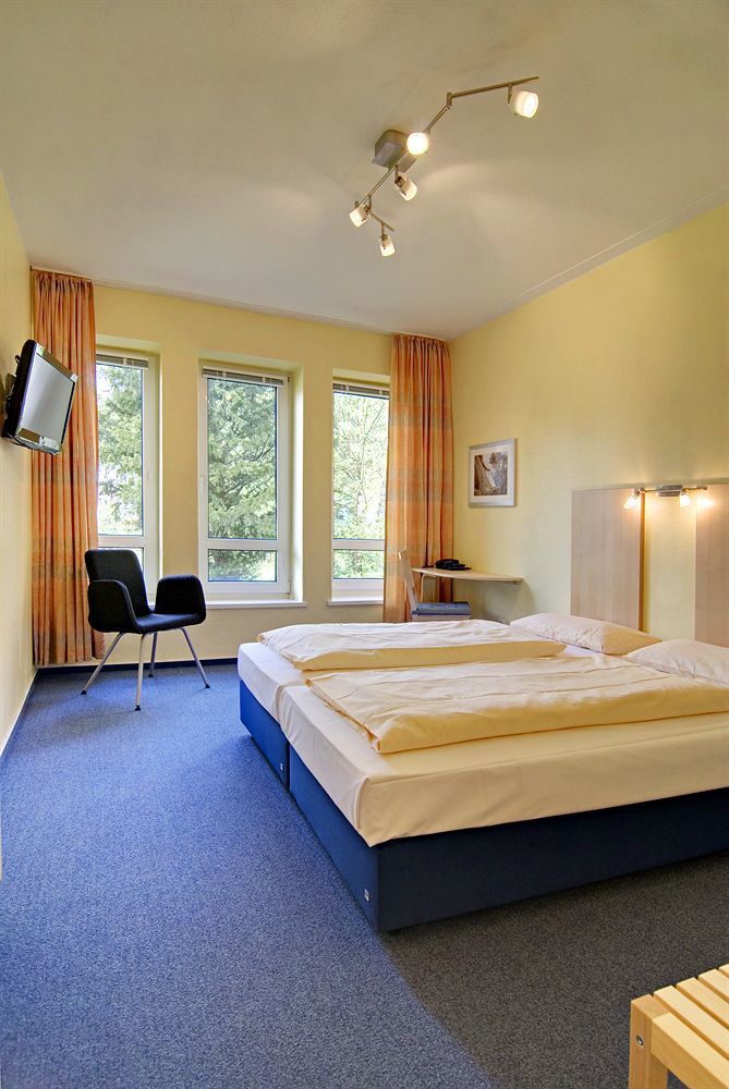 Hotel Am Muehlenteich Любек Экстерьер фото